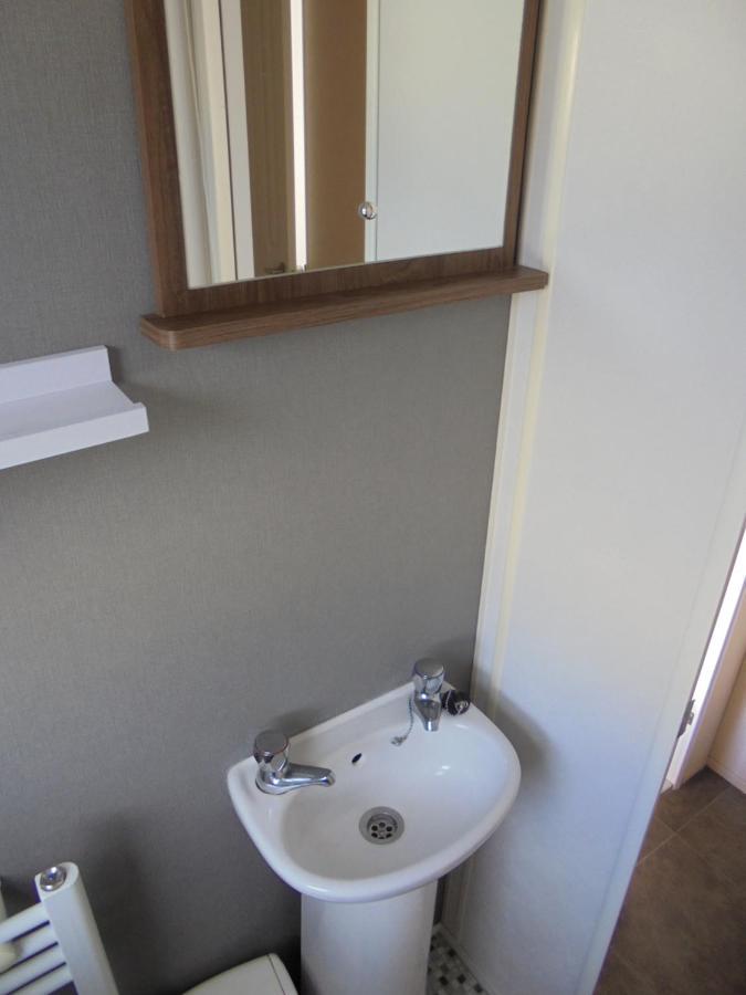 Kingfisher : Seabreeze:- 6 Berth, Enclosed Veranda, Close To Site Shop Инголдмелс Екстериор снимка